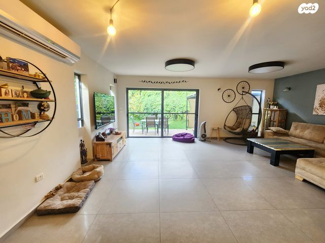 בית פרטי/ קוטג', גבעת הסלעים, ראש העין