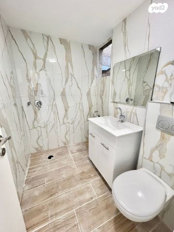 גג/ פנטהאוז, מרכז העיר, ירושלים