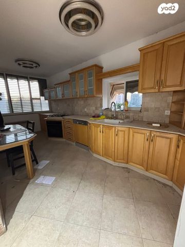 גג/ פנטהאוז, טשרניחובסקי, כצנלסון, ראשון לציון