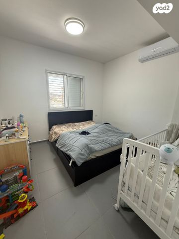 דירה, יצחק שדה 11, קרית ים