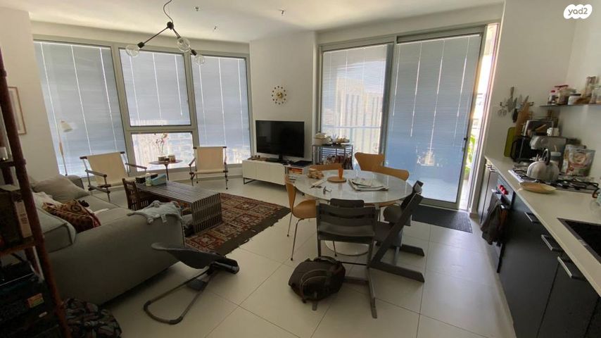 דירה, גרציאני יצחק, גני שרונה, קרית הממשלה, תל אביב יפו