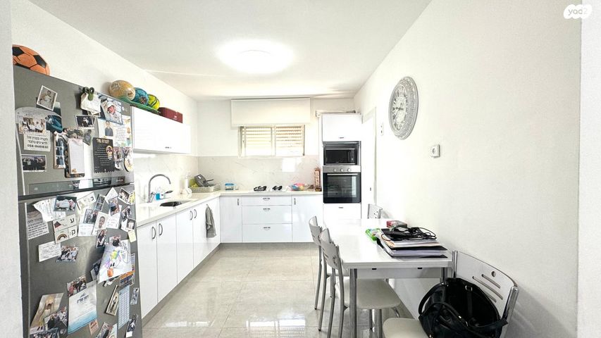 דופלקס, אירוס הארגמן, גבעת האירוסים, נתניה