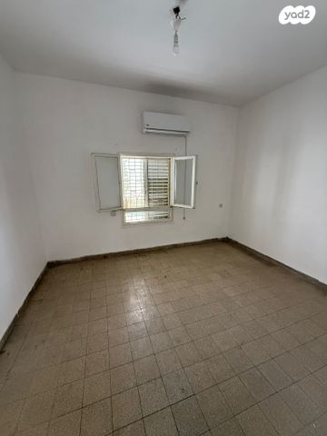 ג'ורג' לנדאור 10