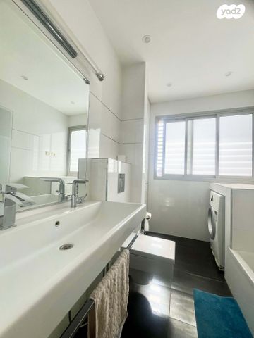 גג/ פנטהאוז, סוקולוב, הרצליה