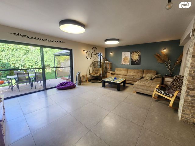 בית פרטי/ קוטג', גבעת הסלעים, ראש העין