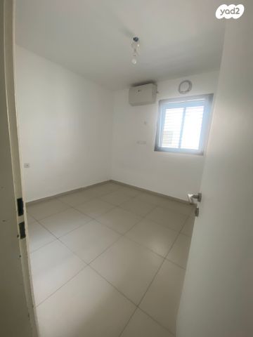 דירה, אליעזר בן יהודה, אגרובנק, חולון