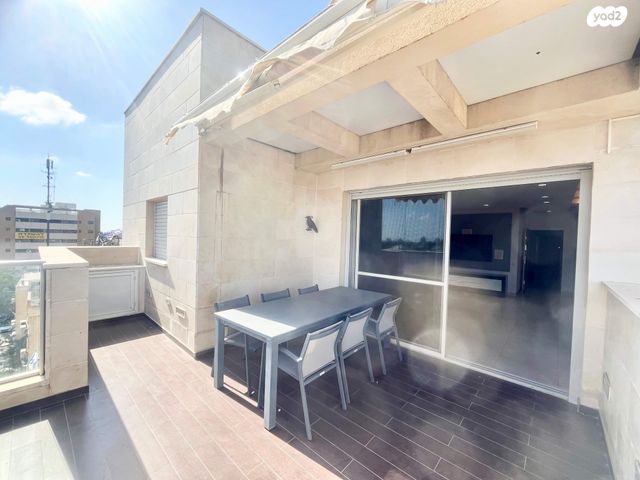 גג/ פנטהאוז, סוקולוב, הרצליה