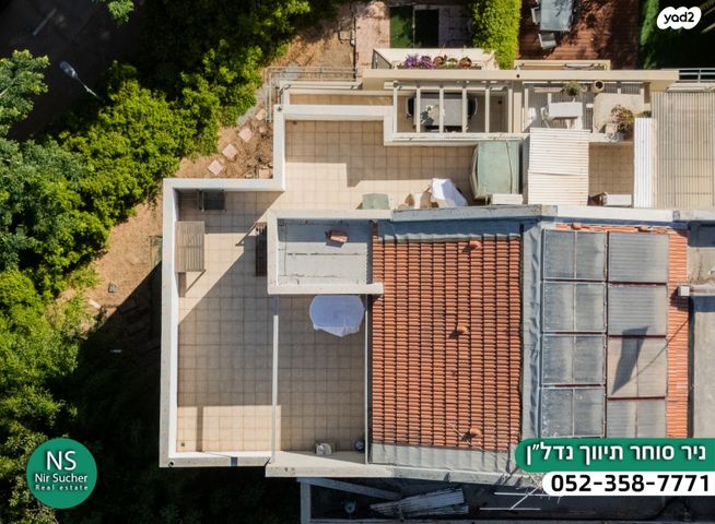 גג/ פנטהאוז, חרצית, גבעת האירוסים, נתניה