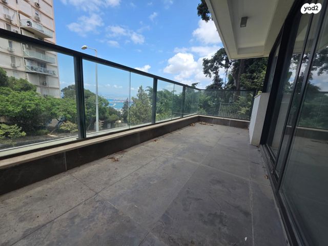 דירה, שדרות הציונות, כרמל צרפתי, חיפה