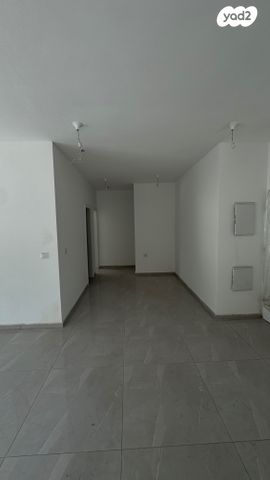 דירה, צבי הירש קלישר, מחנה יהודה, פתח תקווה