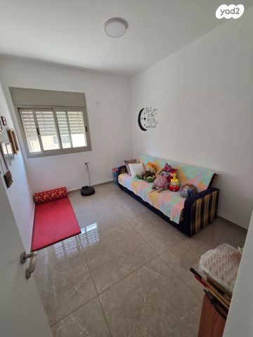 דירה, העצמאות, קרית אתא