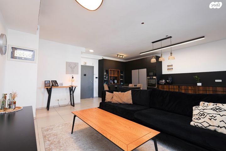 גג/ פנטהאוז, שניר 1, הפארק, חדרה