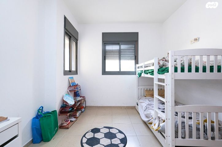 דירת גן, בני בנימין, נתניה