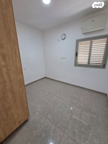 דירה, העצמאות, קרית אתא