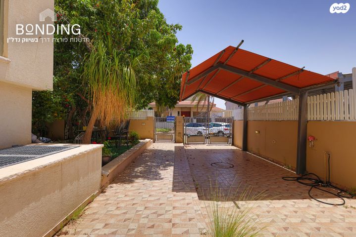 דו משפחתי, אבן יהודה