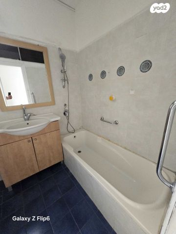 גג/ פנטהאוז, צה"ל, גני צהלה, רמות צהלה, תל אביב יפו