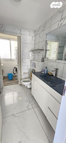 דירה, שדרות ניצה 20, צפון מערב מרכז העיר, נתניה