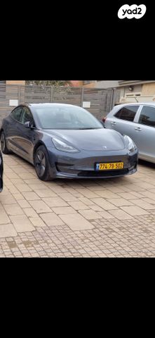 מודעת רכב טסלה מודל 3