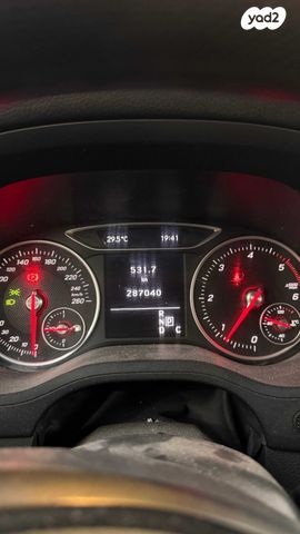 מרצדס-בנץ B-class