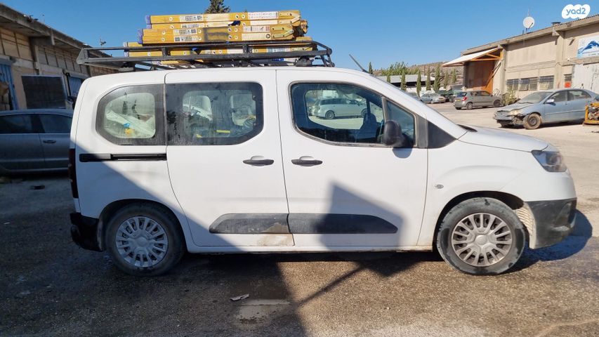פרואייס סיטי City 5 אוט׳ מיניוואן / MPV 5 מק 5 דל 1.5 (131 כ״ס)