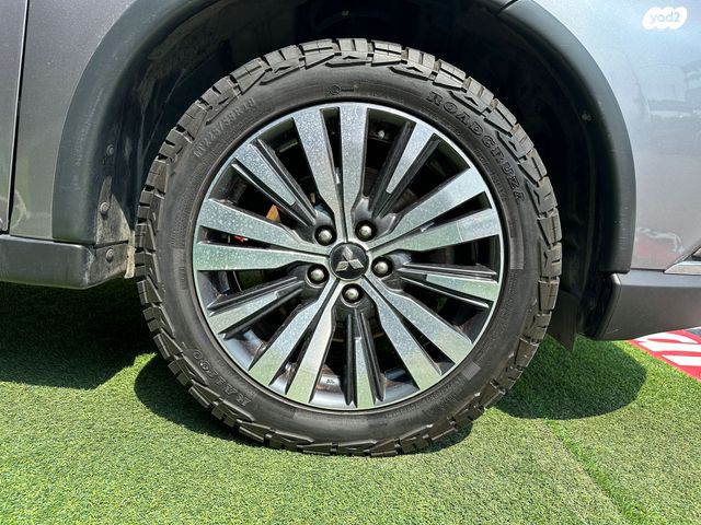 מיצובישי אאוטלנדר