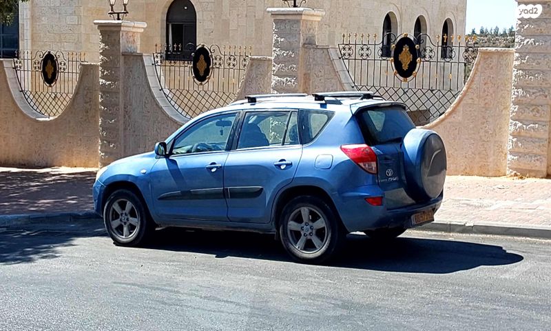 מודעת רכב טויוטה RAV4