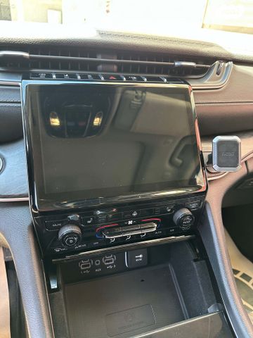 ג'יפ גרנד צ'ירוקי