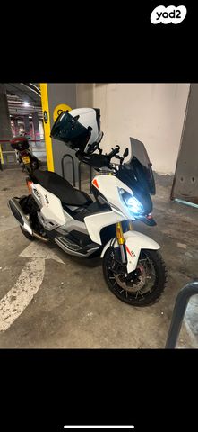 מודעת רכב פיאג'ו X-Evo 400