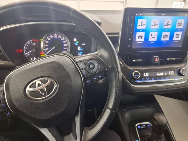 טויוטה קורולה