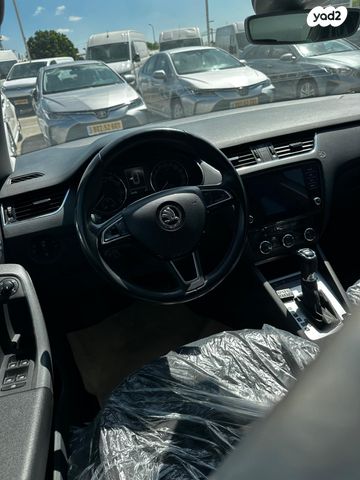 סקודה אוקטביה