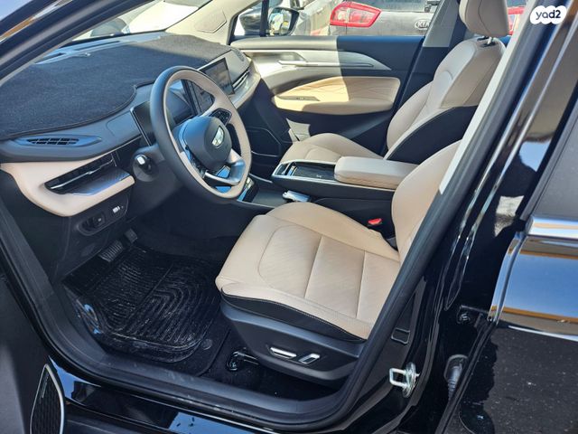 ג׳ילי Geometry C