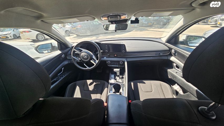 יונדאי אלנטרה