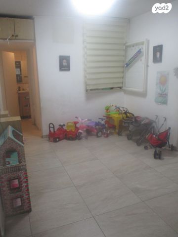 אברהם שטרן 47