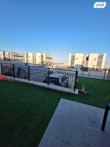 דו משפחתי, נחל חבר 1, נוקדים, נוקדים