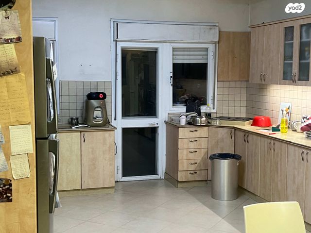 בית פרטי/ קוטג', המגיד ממעזריטש 94, הגפן, ביתר עילית