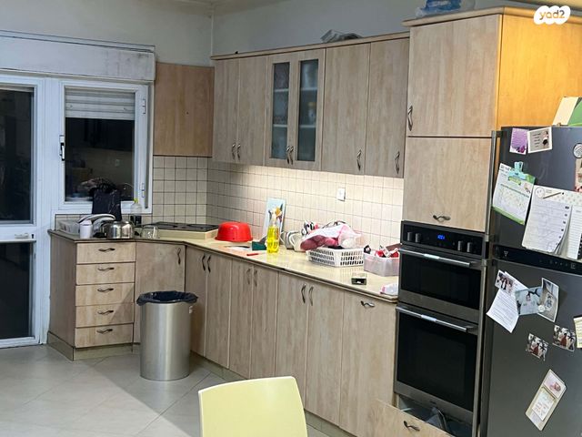 בית פרטי/ קוטג', המגיד ממעזריטש 94, הגפן, ביתר עילית