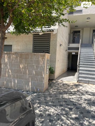 דירת גן, שדרות נשיאי ישראל 1, שער הגיא מערב, יקנעם עילית