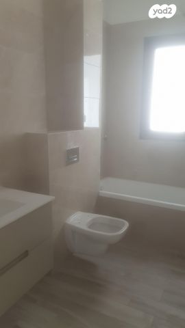 דירת גן, דרך בר יהודה 52, אזור תעשיה, נשר