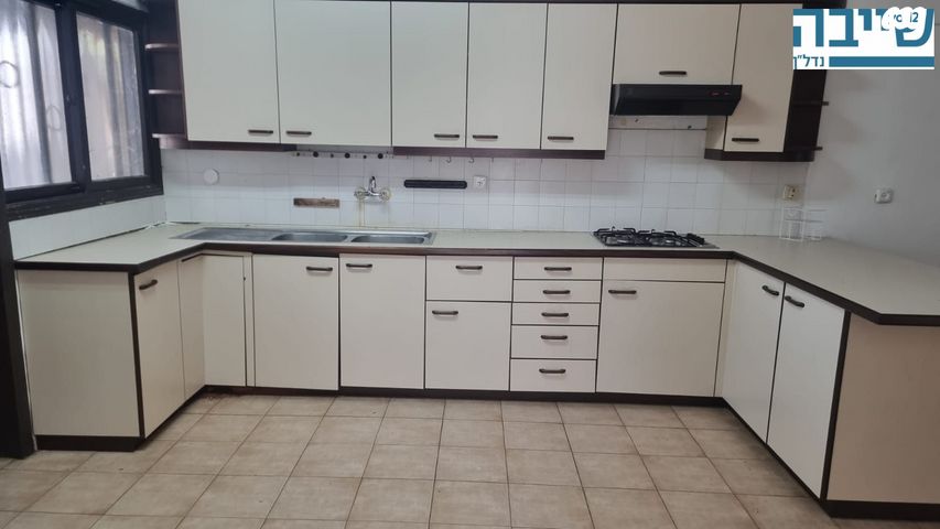 בית פרטי/ קוטג', השרון, חבצלת, רחובות