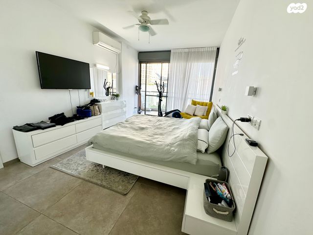 גג/ פנטהאוז, בורוכוב, גבעתיים