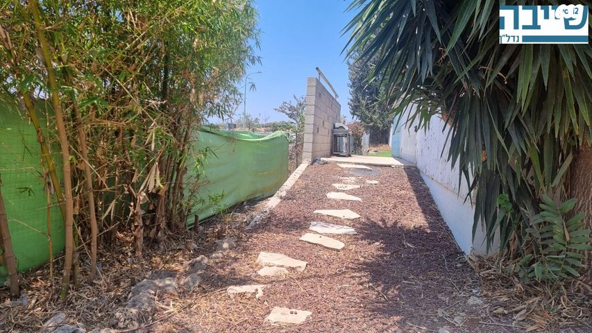 בית פרטי/ קוטג', השרון, חבצלת, רחובות