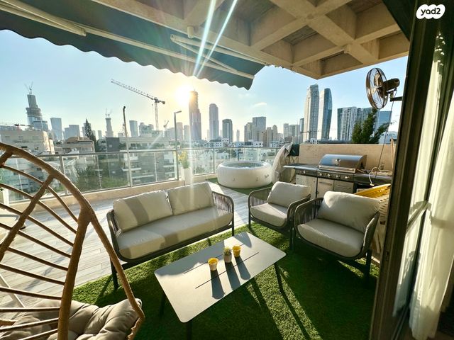 גג/ פנטהאוז, בורוכוב, גבעתיים