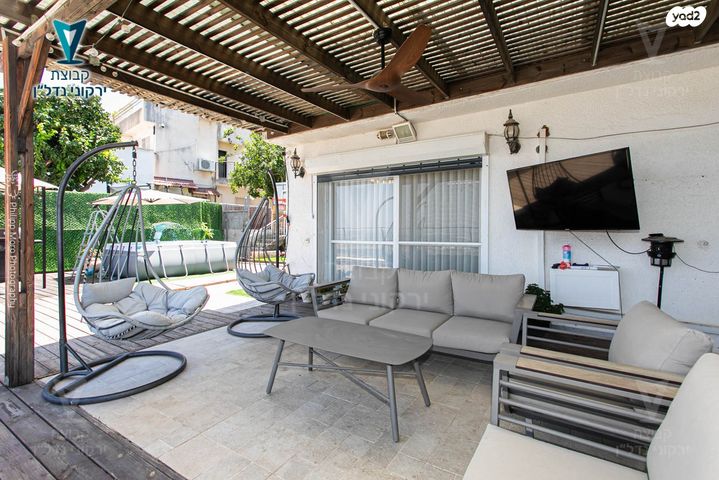 דירת גן, השזיף, רמות יצחק, נשר