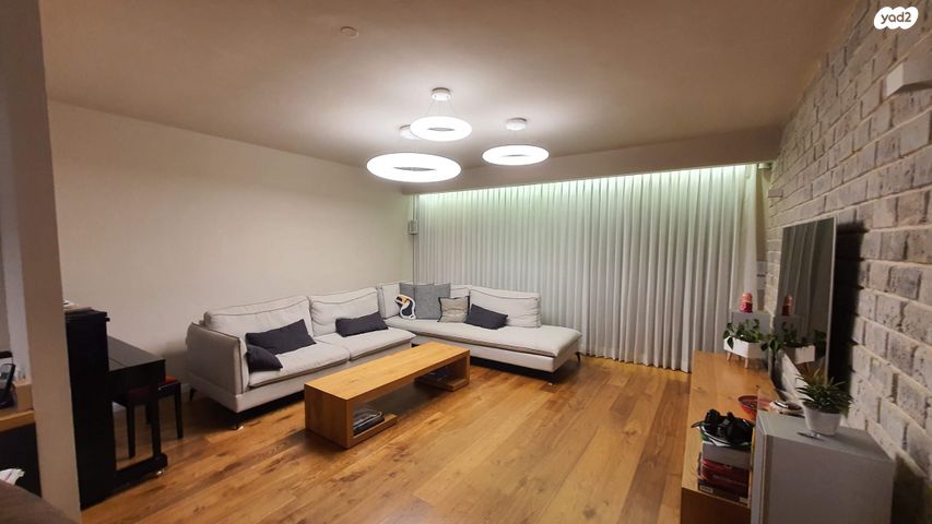 בית פרטי/ קוטג', בית דגן