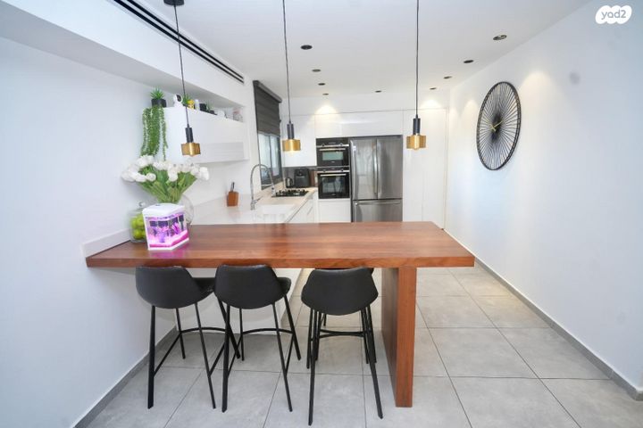 דירה, שדרות האלונים 20, פארק המושבה, באר יעקב