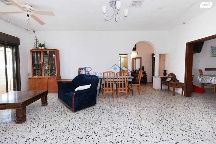 בית פרטי/ קוטג', חיים ארלוזורוב 22, נאות גנים, נתניה