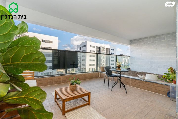 דירה, אור ים, אור עקיבא