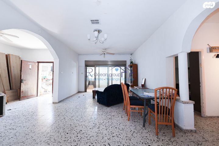 בית פרטי/ קוטג', חיים ארלוזורוב 22, נאות גנים, נתניה