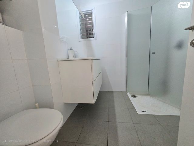 דירת גן, המושב, מרכז כרכור, פרדס חנה כרכור