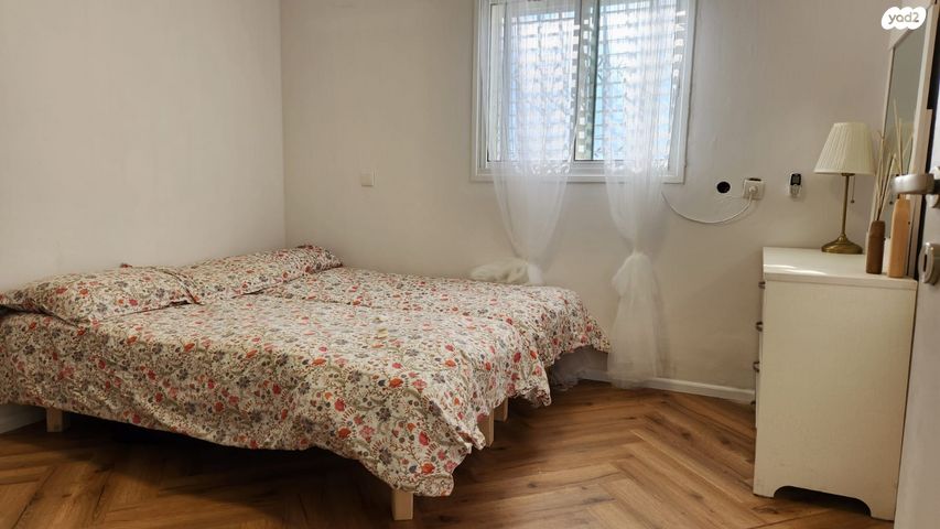 דופלקס, יצחק רבין, צפת